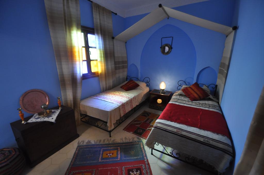 Riad La Famille Marrakesch Zimmer foto