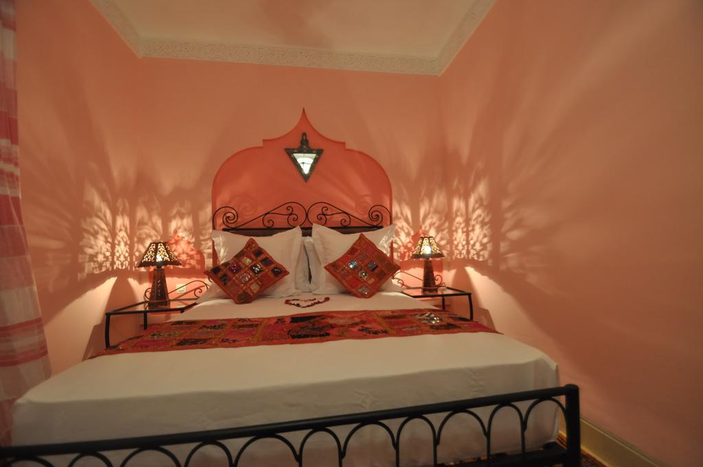 Riad La Famille Marrakesch Exterior foto