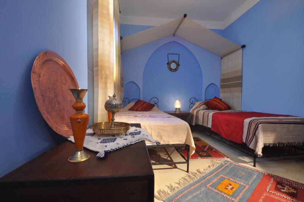 Riad La Famille Marrakesch Exterior foto